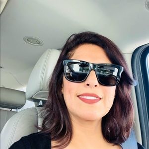 Meet your Posher, Adriana